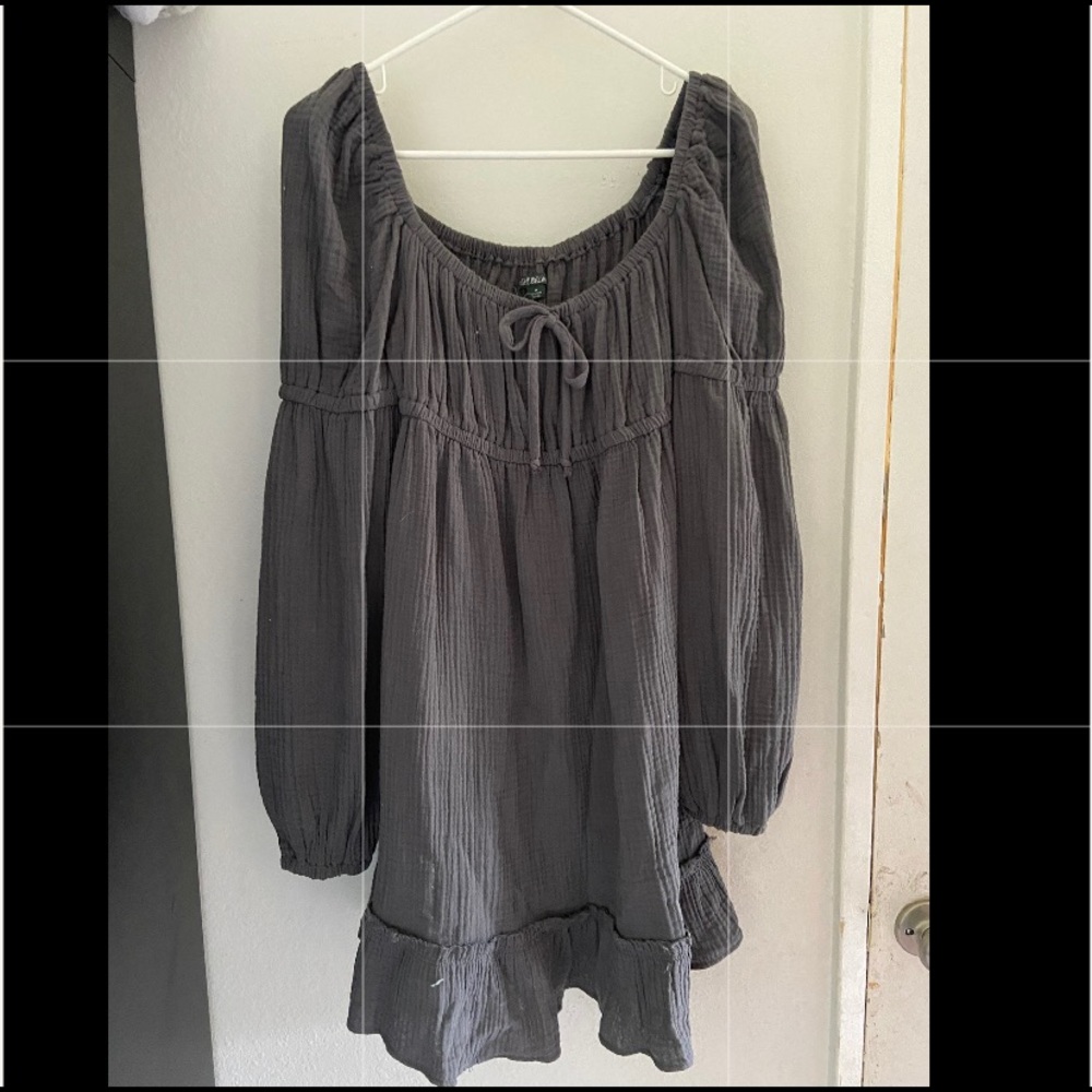 Puffy sleeve mini dress